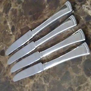 LENOX PORTOLA 4 Dinner Knives  Glossy Stainless Flatware